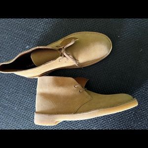 Clark’s desert boot -size 9m mens